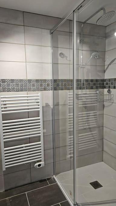 Appartement Cosy Neuf Saint-Sornin-Lavolps Εξωτερικό φωτογραφία